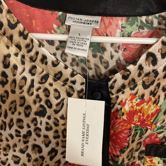 NWT - Jillian Jones - Leopard Nightgown - Large - Picture 2 of 6